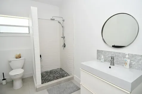 Galleon West - Canal Home Abaco BS