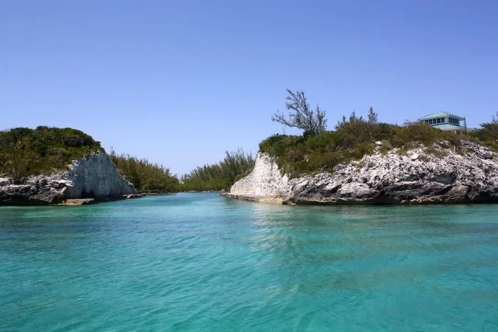 Rose Island Lots 115&116 New Providence Paradise Island BS