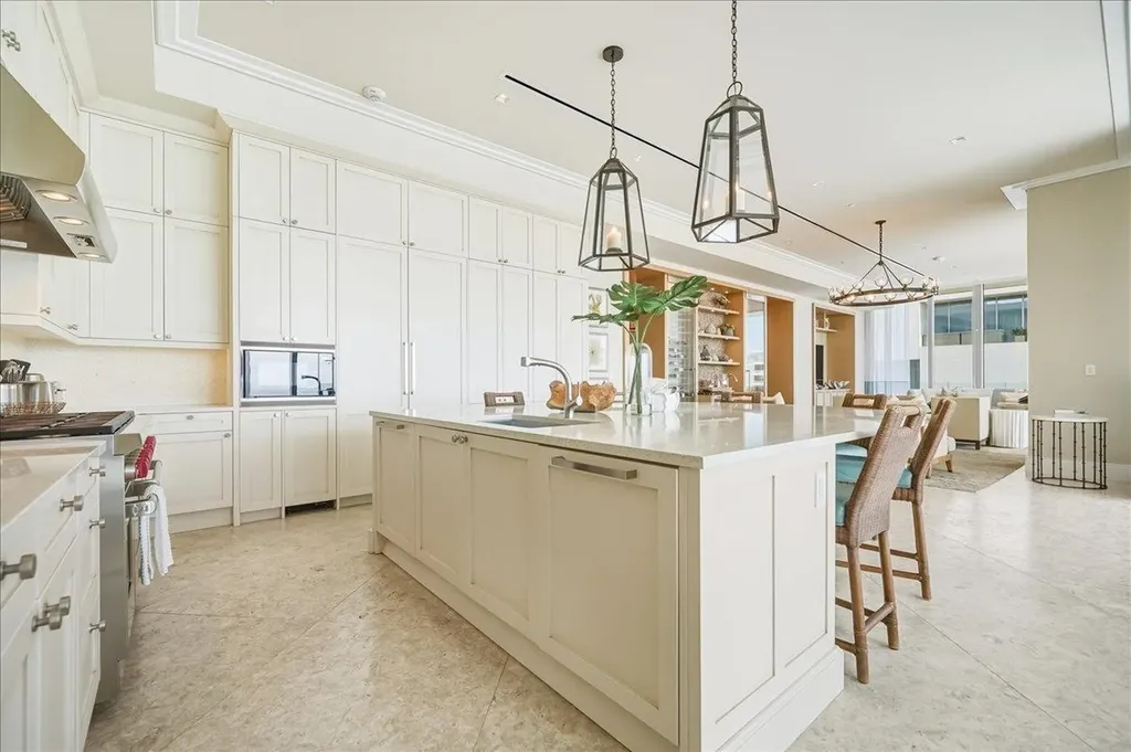 Honeycomb, Albany New Providence Paradise Island BS