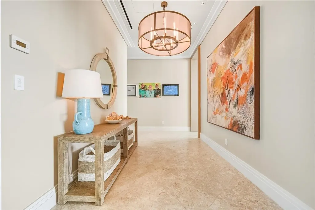 Honeycomb, Albany New Providence Paradise Island BS