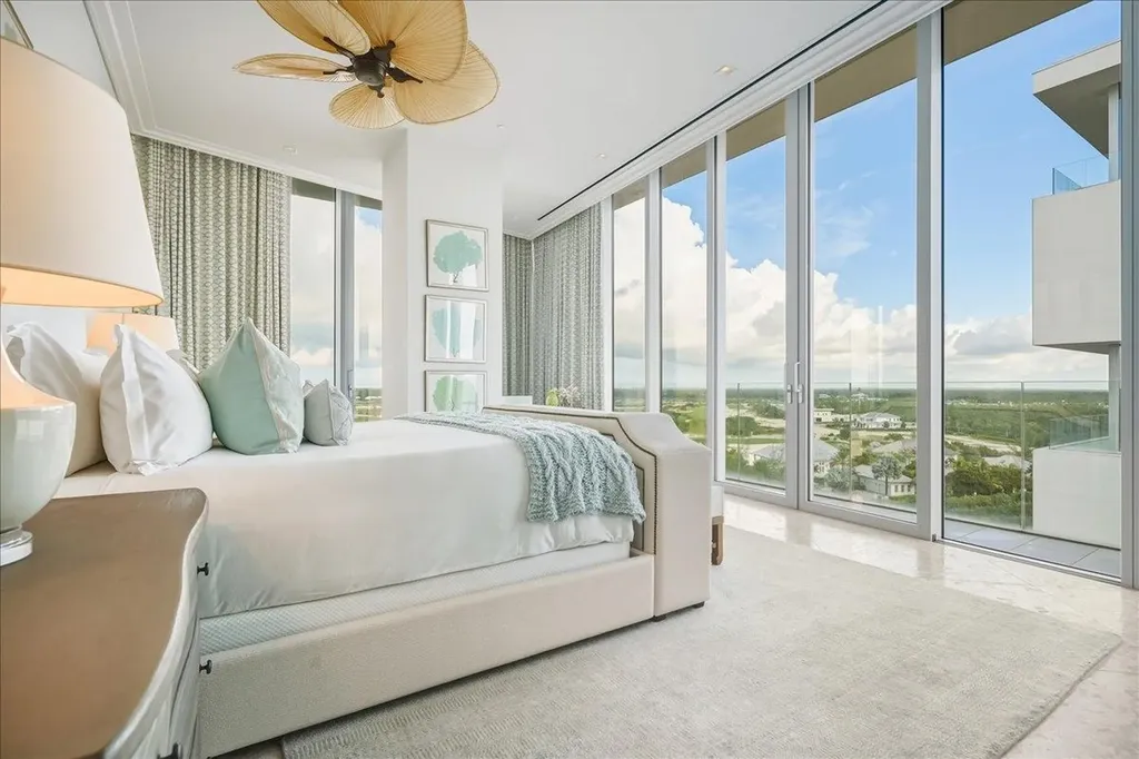 Honeycomb, Albany New Providence Paradise Island BS