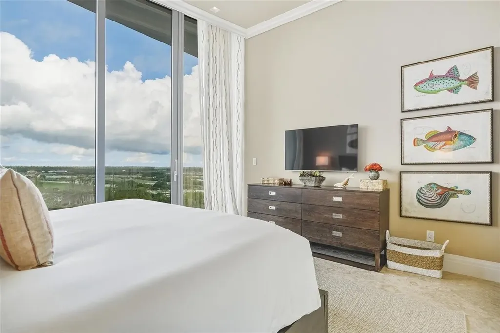 Honeycomb, Albany New Providence Paradise Island BS