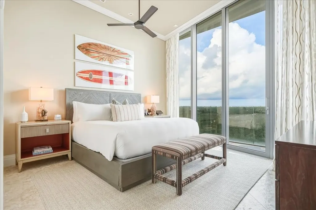 Honeycomb, Albany New Providence Paradise Island BS