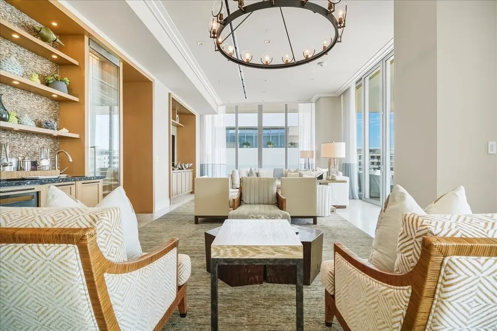 Honeycomb, Albany New Providence Paradise Island BS