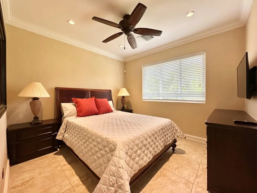 South Ocean Boulevard New Providence Paradise Island BS