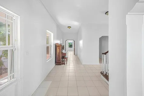 Blackbeards Cove New Providence Paradise Island BS