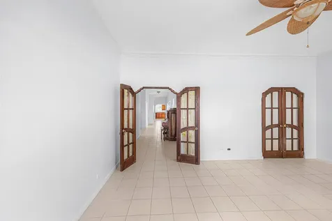 Blackbeards Cove New Providence Paradise Island BS