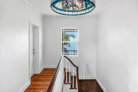 Blackbeards Cove New Providence Paradise Island BS