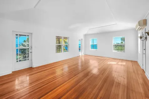 Blackbeards Cove New Providence Paradise Island BS