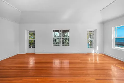 Blackbeards Cove New Providence Paradise Island BS