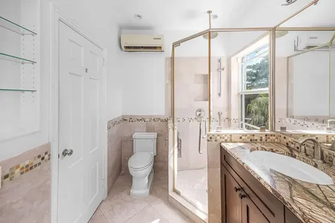 Blackbeards Cove New Providence Paradise Island BS