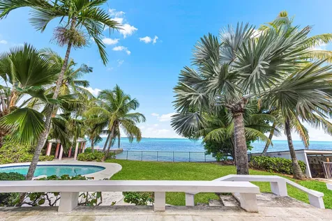 Blackbeards Cove New Providence Paradise Island BS