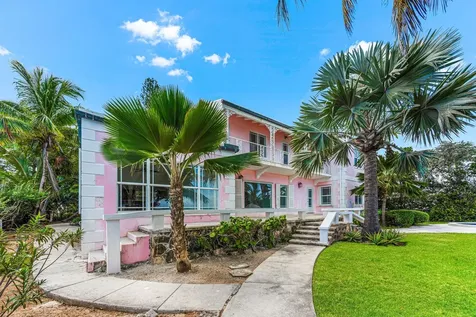 Blackbeards Cove New Providence Paradise Island BS