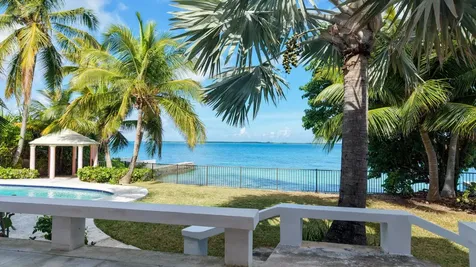 Blackbeards Cove New Providence Paradise Island BS