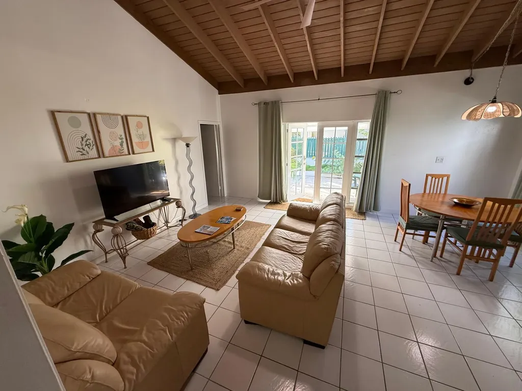 #7 Bayview Villas New Providence Paradise Island BS