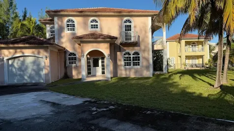 Fortune Bay Drive 2 Grand Bahama Freeport BS