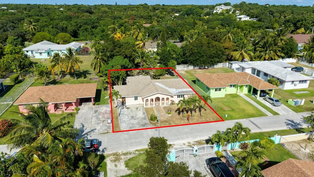 Cuckoo Drive New Providence Paradise Island BS