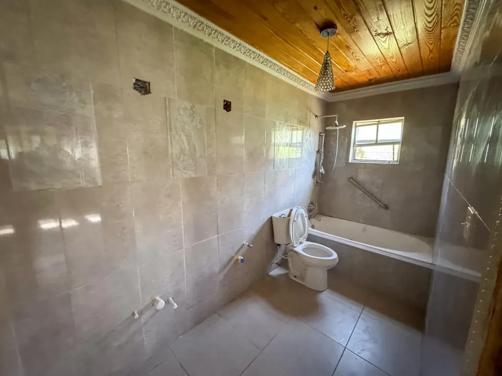 Cuckoo Drive New Providence Paradise Island BS