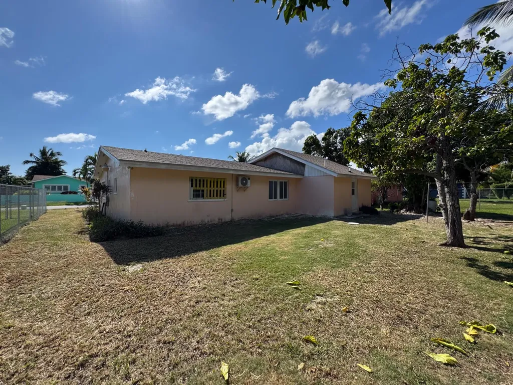 Cuckoo Drive New Providence Paradise Island BS