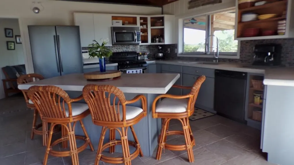 Brenville Miller Road Long Island BS