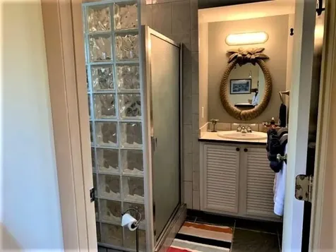 Brenville Miller Road Long Island BS