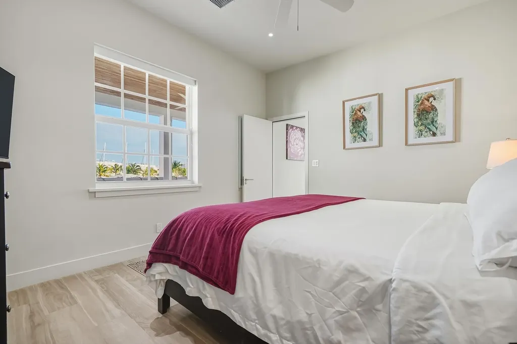 #2 Galleon Bay New Providence Paradise Island BS