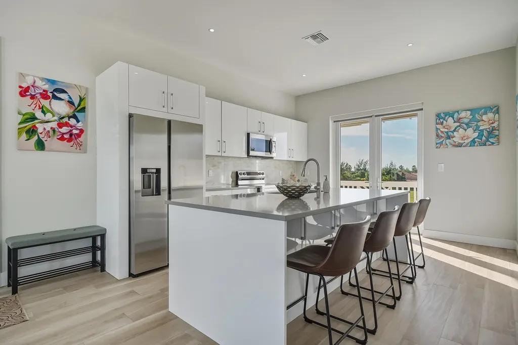 #2 Galleon Bay New Providence Paradise Island BS