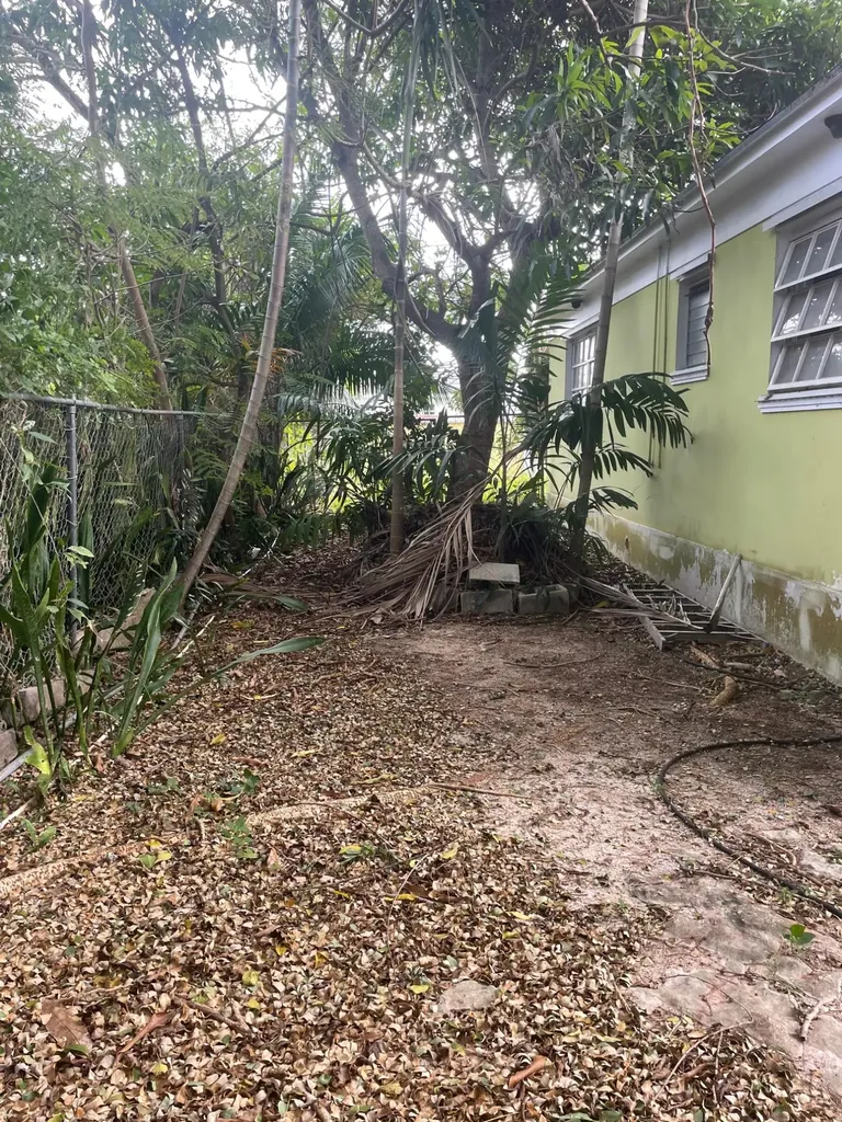 Woodland Road 10 New Providence Paradise Island BS
