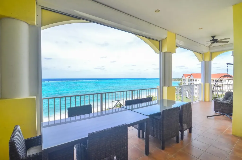 Caves Heights New Providence Paradise Island BS