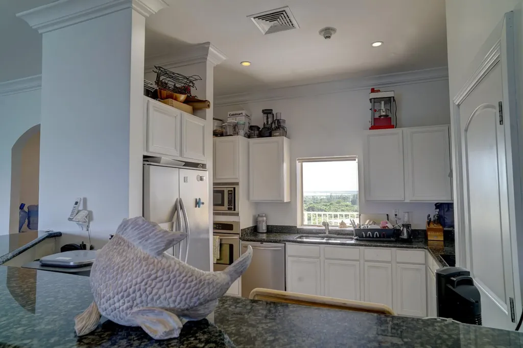 Caves Heights New Providence Paradise Island BS