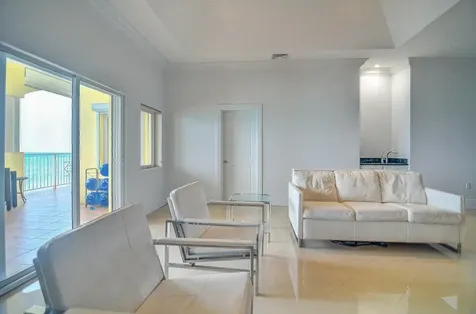 Caves Heights New Providence Paradise Island BS