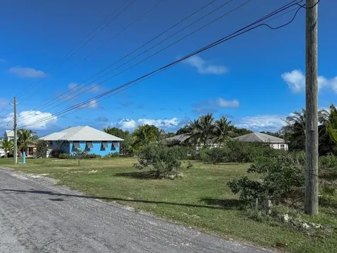 Off Vivian Pinder Road Eleuthera BS