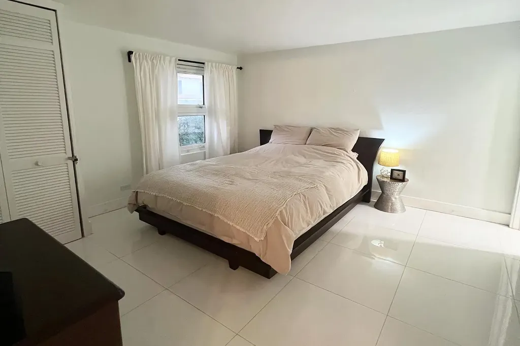 Delaporte Condo New Providence Paradise Island BS