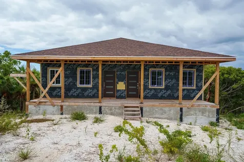 35 Acres Bannerman Town Eleuthera BS