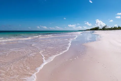 35 Acres Bannerman Town Eleuthera BS