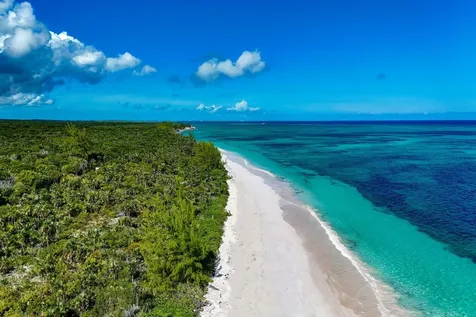 35 Acres Bannerman Town Eleuthera BS