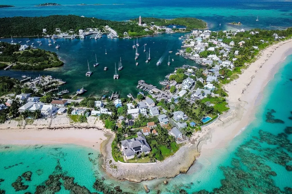 Baystreet Tellin Abaco BS