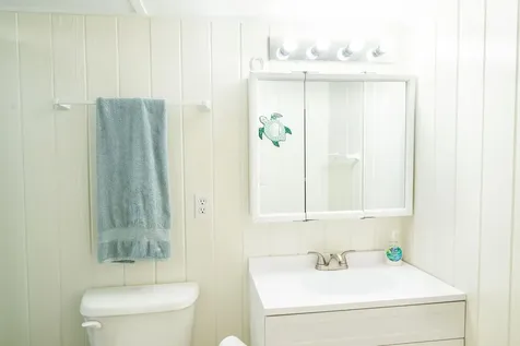 Baystreet Tellin Abaco BS