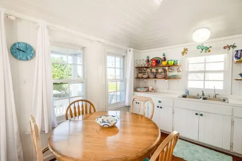 Baystreet Tellin Abaco BS