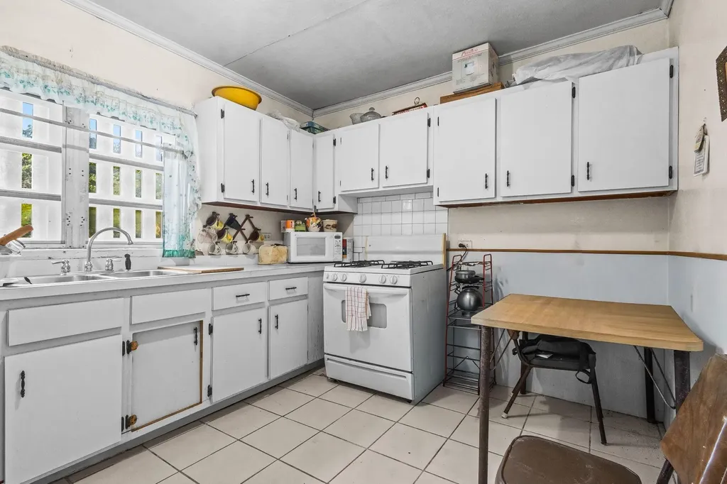 Lot 15, Colebrooke Dale Eleuthera BS