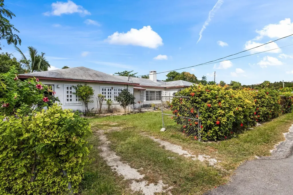 Lot 15, Colebrooke Dale Eleuthera BS