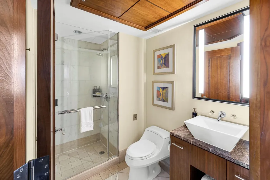 The Reef, Atlantis New Providence Paradise Island BS