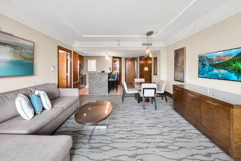 The Reef, Atlantis New Providence Paradise Island BS