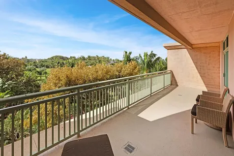 The Reef, Atlantis New Providence Paradise Island BS