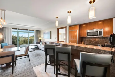 The Reef, Atlantis New Providence Paradise Island BS