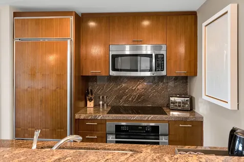 The Reef, Atlantis New Providence Paradise Island BS