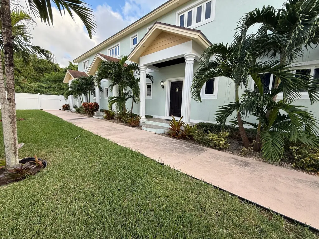West Lake Plantation New Providence Paradise Island BS