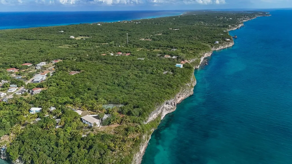 1.348 Acres, Cliff Front Eleuthera BS