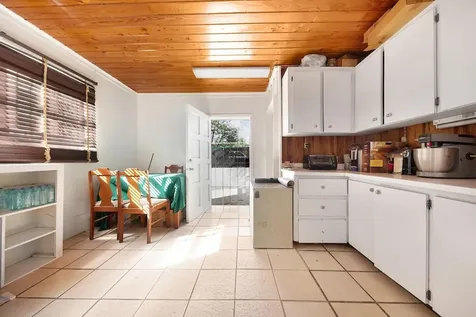 243 Dorsetteville Sect. 3 New Providence Paradise Island BS