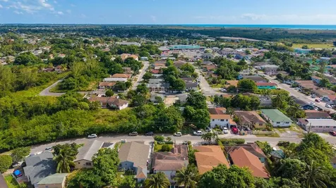 243 Dorsetteville Sect. 3 New Providence Paradise Island BS